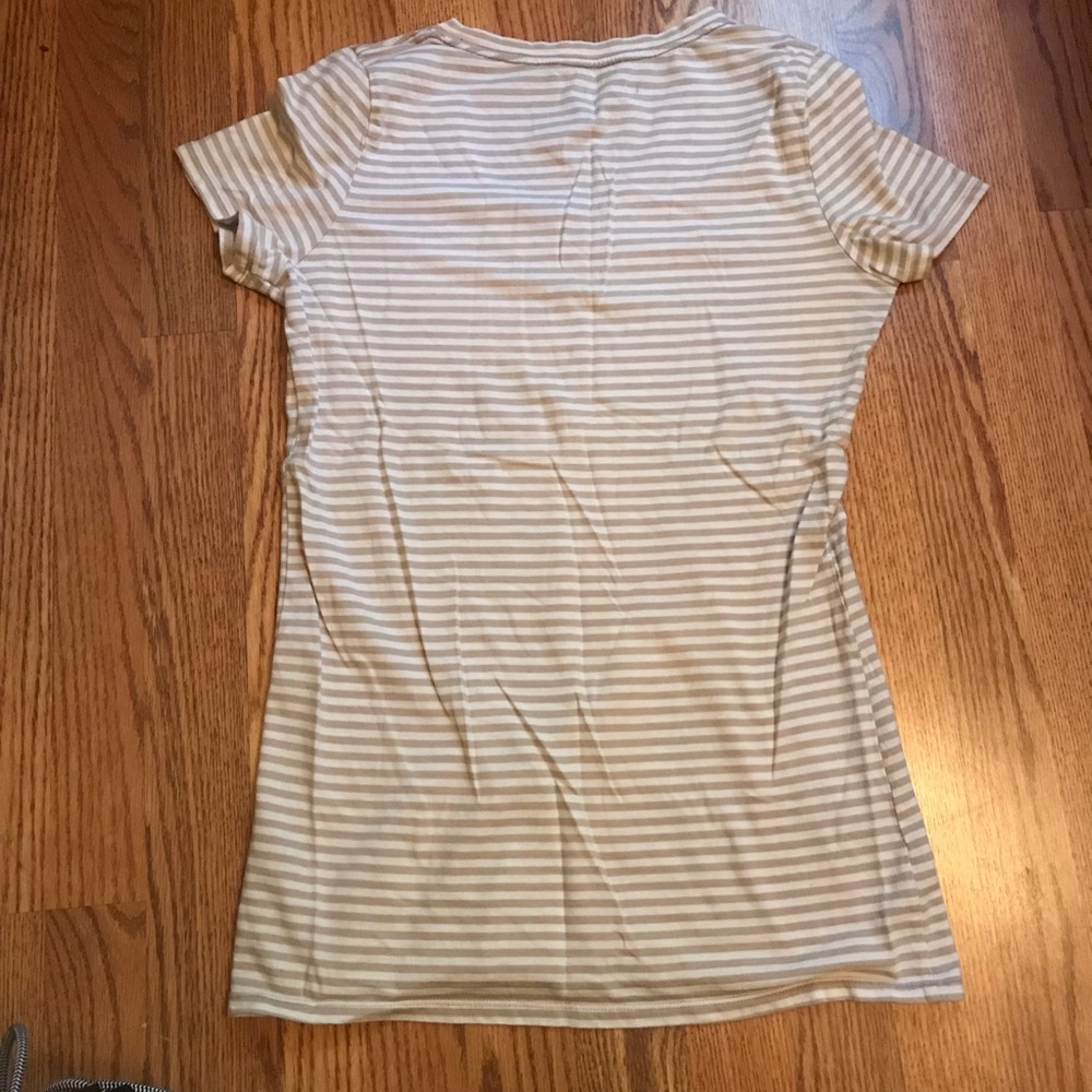 GAP tee - Picture 2 of 2